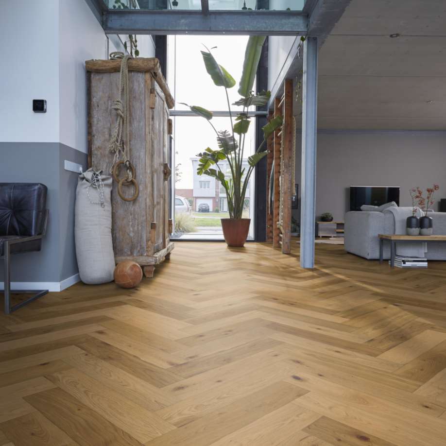 Floorlife Beverly Hills visgraat rustiek dubbel gerookt naturel 4103