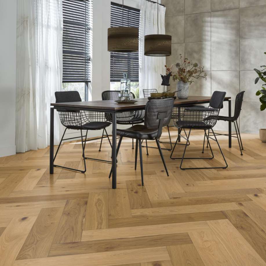 Floorlife Beverly Hills visgraat rustiek dubbel gerookt naturel 4103