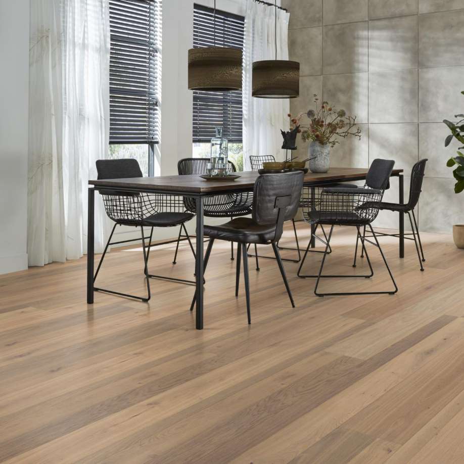 Floorlife Crestwood Hills rustiek gerookt wit 4504