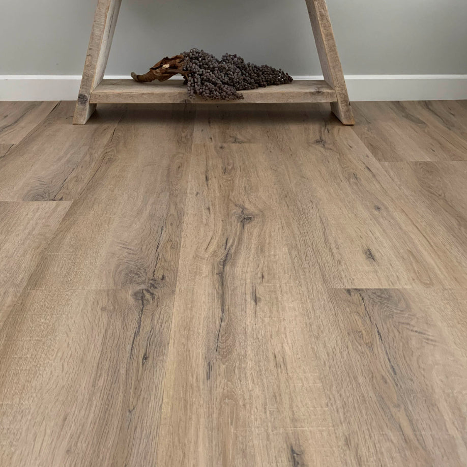 Gelasta City 4600 (dryback) Smoked Oak Light