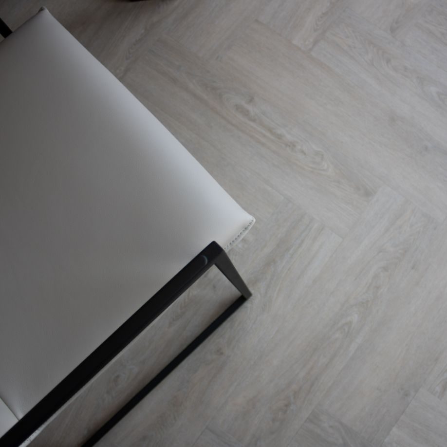 Hebeta Charente Visgraat XL Naturel licht eiken