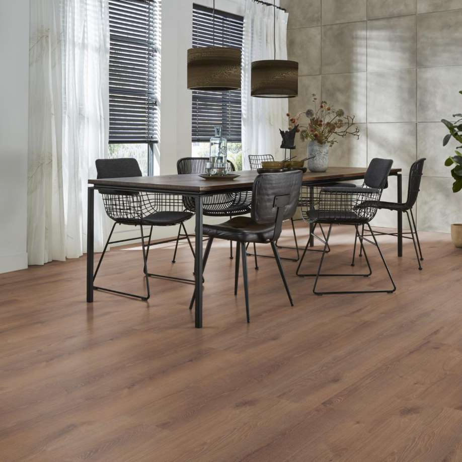 Floorlife Inwood eiken middenbruin 6019
