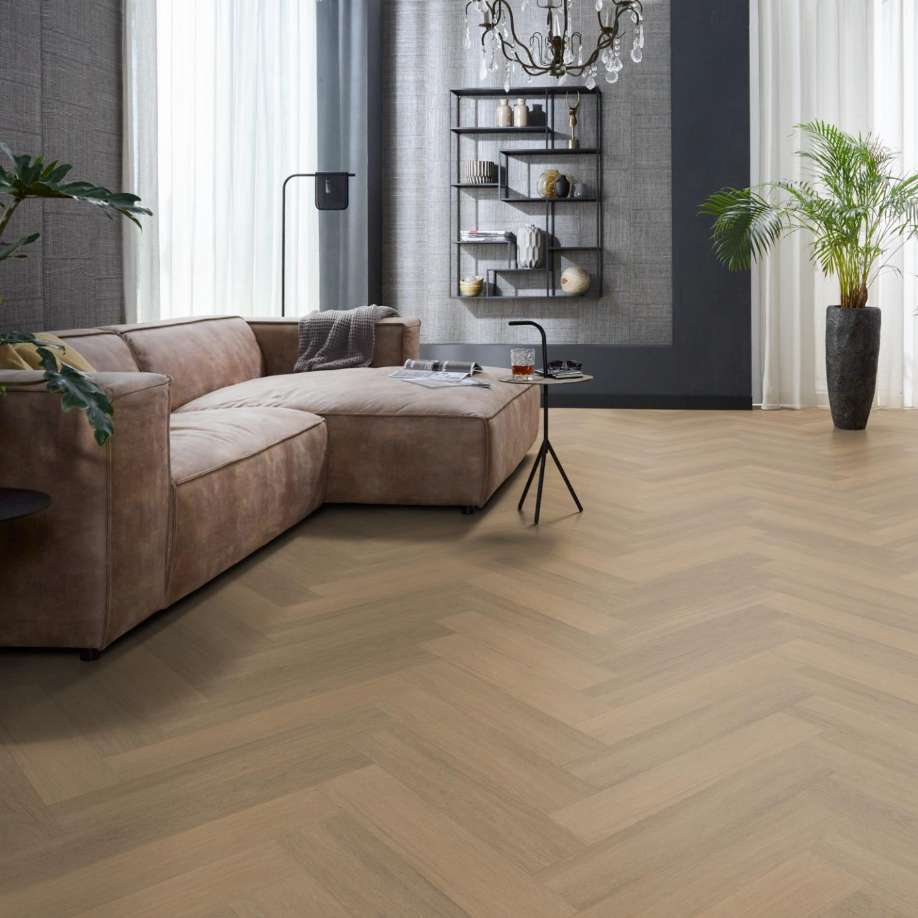 Floorlife YUP Sutton herringbone dryback warm natural