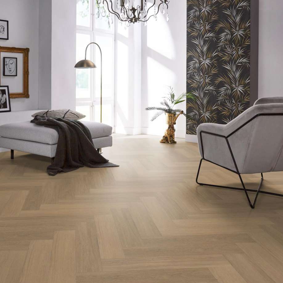 Floorlife YUP Sutton herringbone dryback warm natural