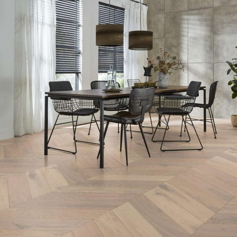 Floorlife Silver Lake hongaarse punt rustiek wit 7501