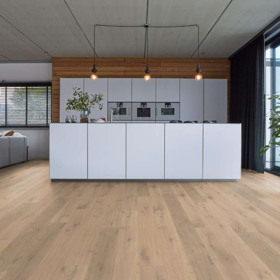 Floorlife South Park extra rustiek gerookt wit 4012