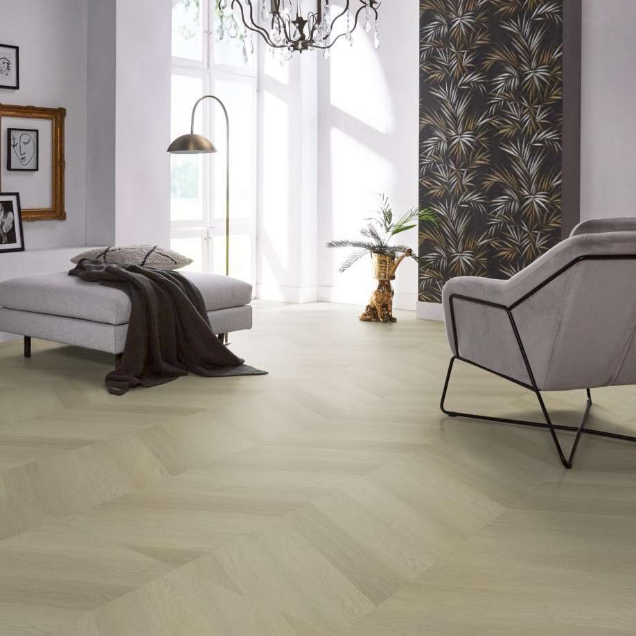 Floorlife YUP Fulham chevron dryback smoky