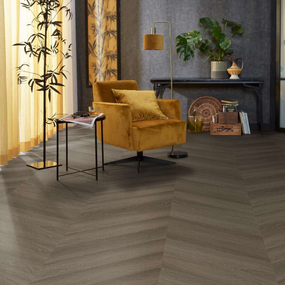 Floorlife YUP Fulham chevron dryback brown