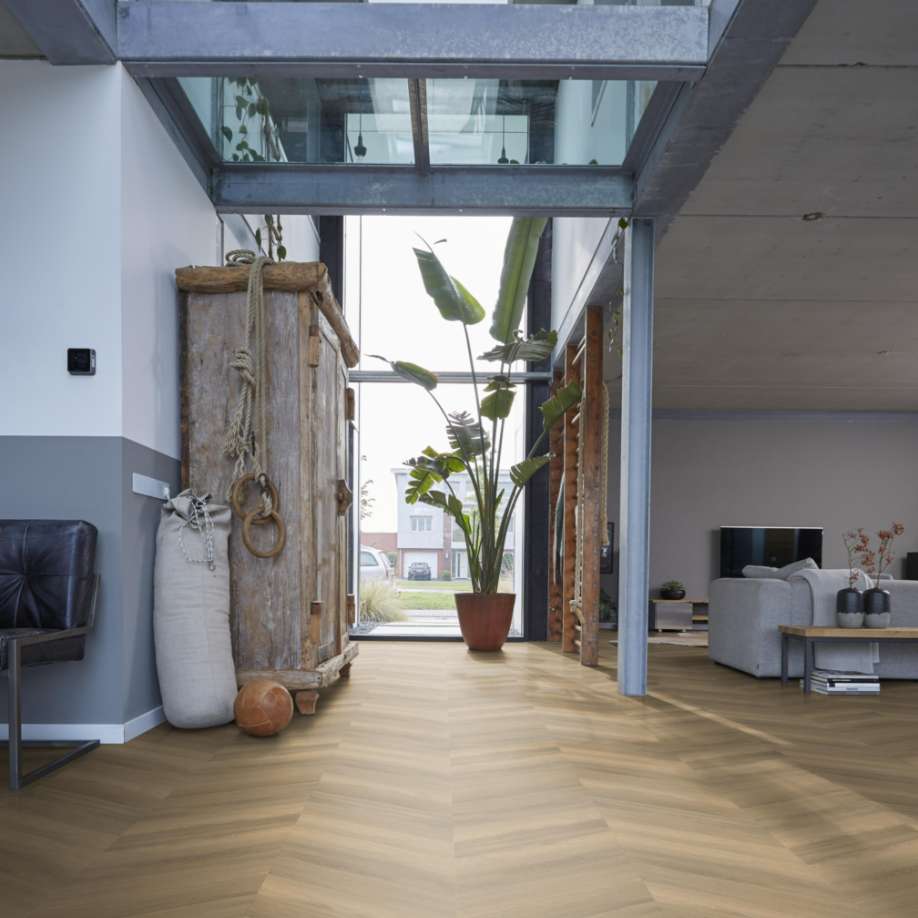 Floorlife YUP Chevron dryback natural